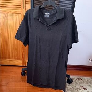 Old Navy Men's Polo Shirt in Black